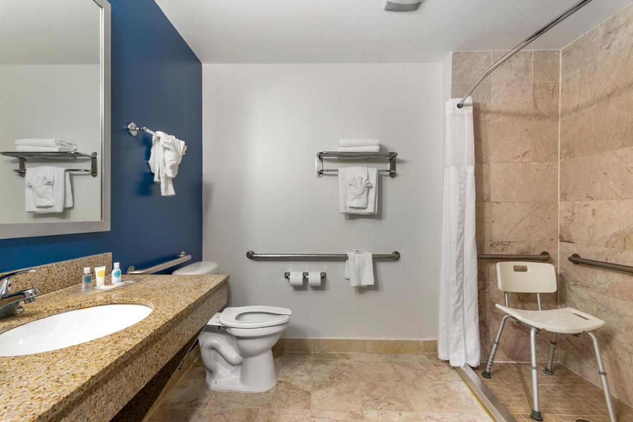 Comfort Suites Atlanta Airport Forest Park Esterno foto