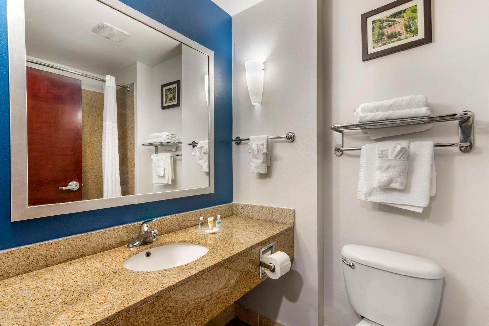 Comfort Suites Atlanta Airport Forest Park Esterno foto